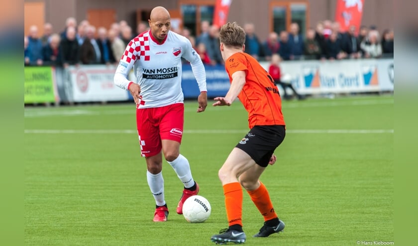 • Kaj Tejan in actie tegen TEC.