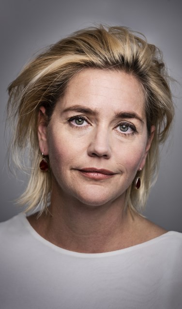 Stine Jensen, auteur. Foto gemaakt in opdracht van Hollands Diep.