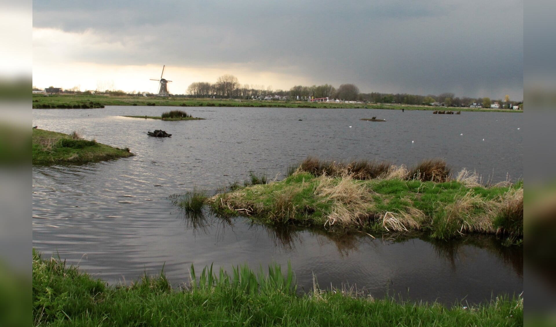 • Waterbergingsgebied De Hooge Boezem.