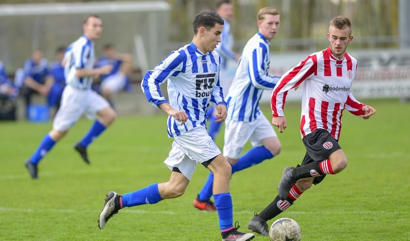 • Amine Karroum in actie voor Schonhoven.