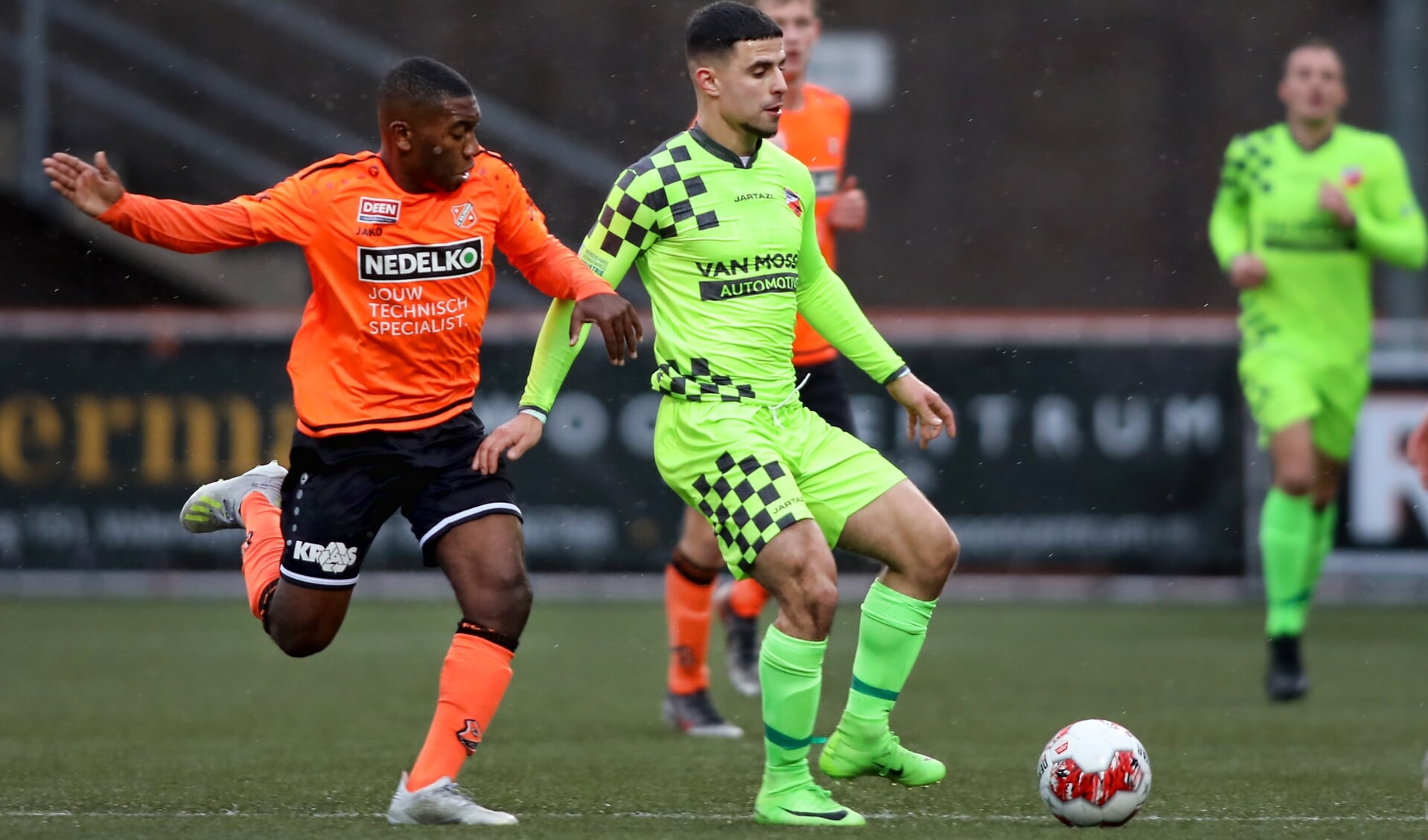 • Yassin Ouja tijdens Jong Volendam - Kozakken Boys.