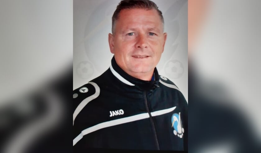 <p>• HRC'14-trainer Harald van Deelen.</p>