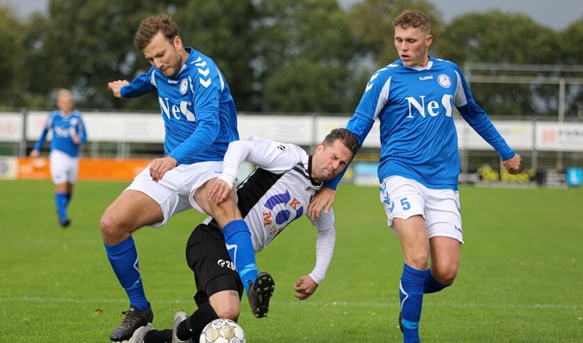 <p>• Schelluinen - Lekkerkerk (2-1).</p>