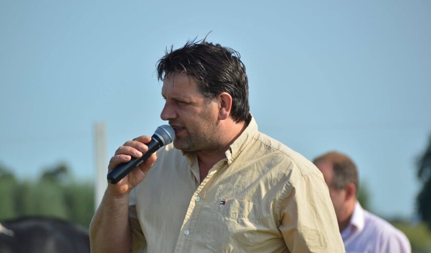<p>• Cees de Jong</p>