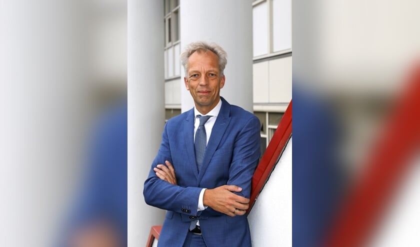<p>• Vijfheerenlanden-burgemeester Sjors Fröhlich.</p>