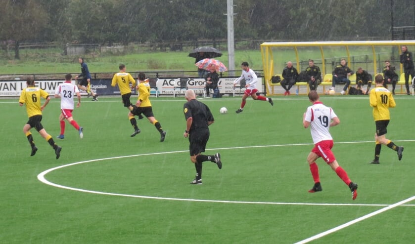 • SV Meerkerk - Hardinxveld (3-5).