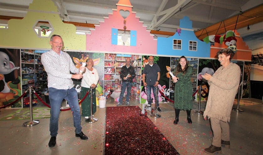 <p>• De speelgoedbank is woensdag feestelijk geopend. </p>
