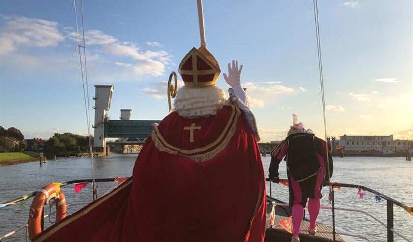 • Sinterklaas op de Bornrif vlakbij Krimpen aan den IJssel.