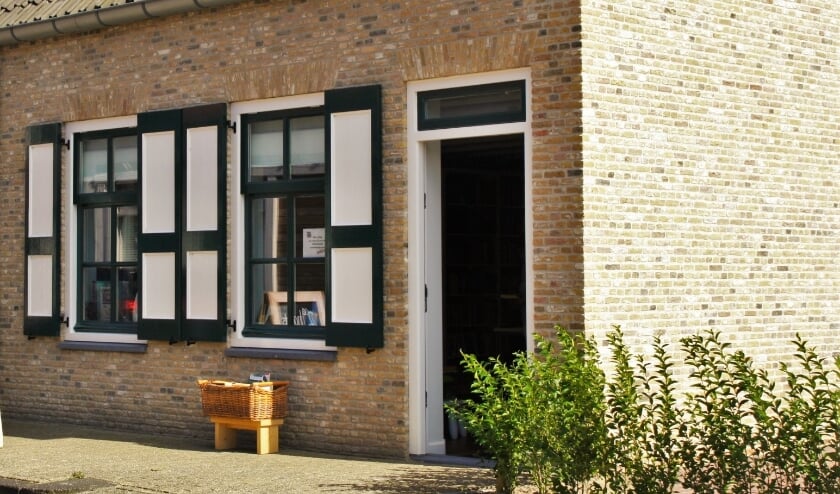 <p>• Het tweedehands boekwinkeltje in Giessenburg</p>
