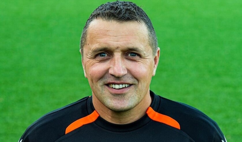 <p>• Sliedrecht-trainer Dennis van der Steen.</p>