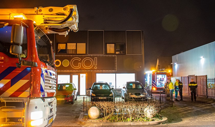 • Brand in een woning boven Carwash Leerdam.