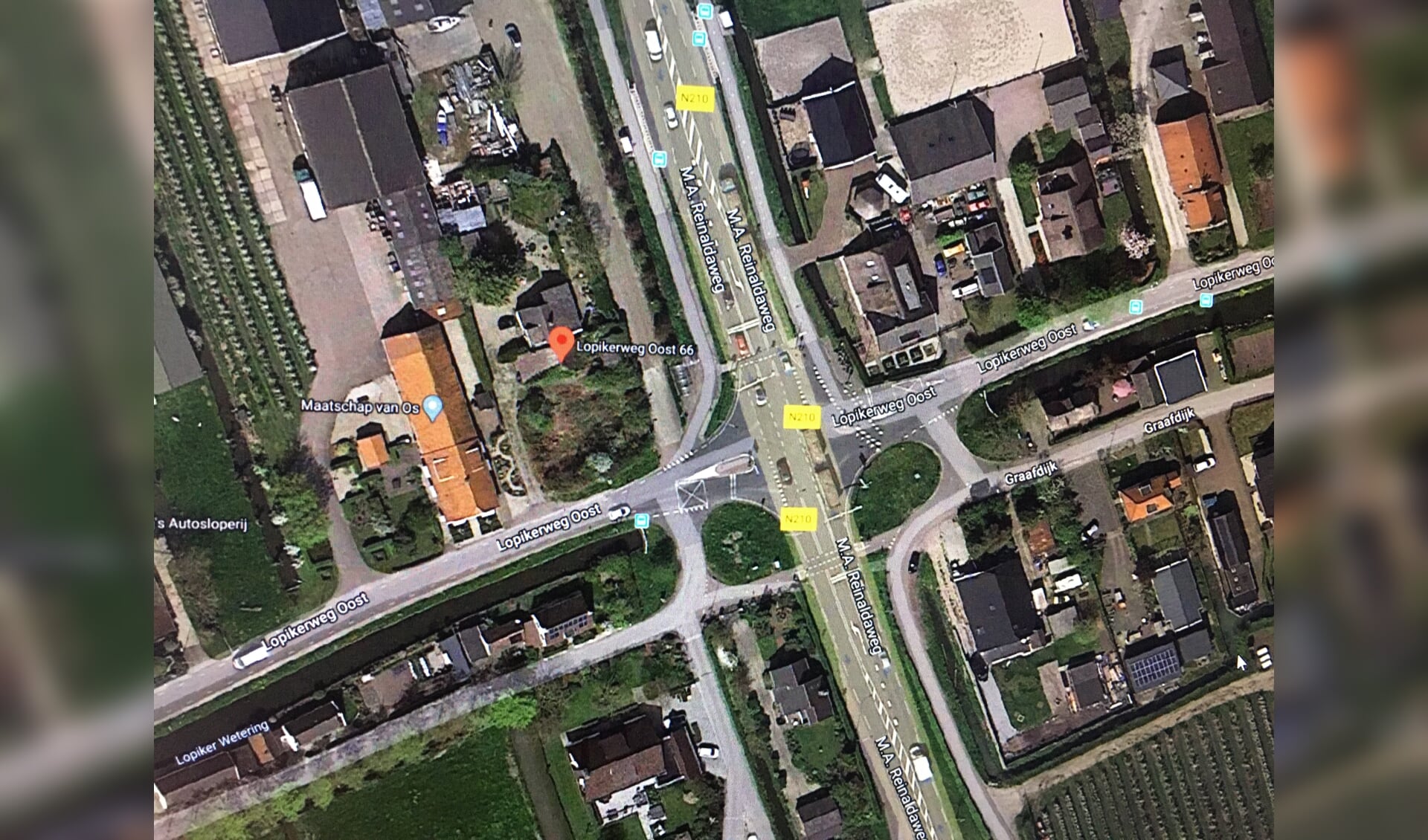 • De betreffende locatie (Lopikerweg Oost 66-67), vlakbij kruispunt De Graaf.