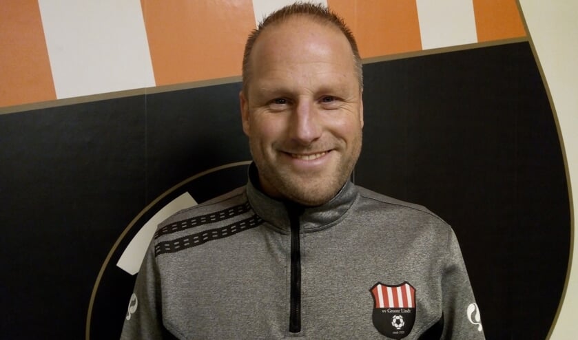 • Randall Neeskens, de toekomstige hoofdtrainer van Groote Lindt.