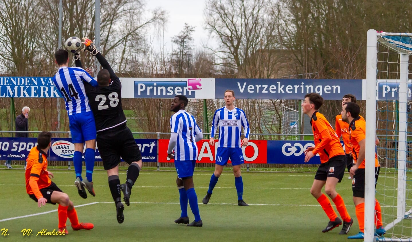 • Almkerk - Terneuzense Boys (1-0).