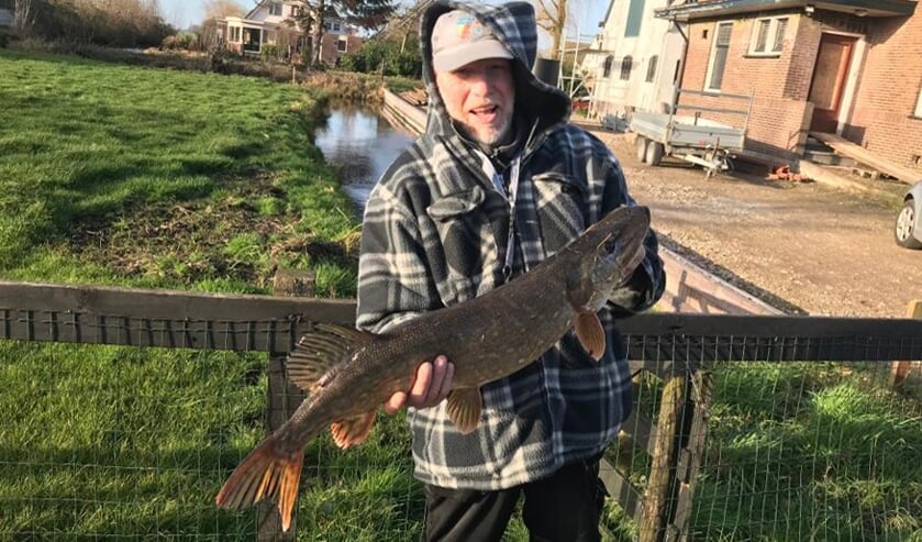 • Wout Sterk ving de grootste snoek.