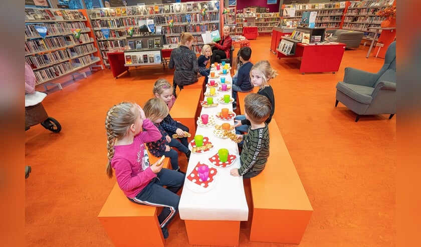 Feestelijk voorlees ontbijt in Bibliotheek Leerdam