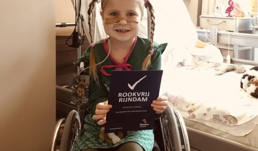 Ook Denise (7) is blij dat zij in een gezonde omgeving kan werken aan haar herstel. En dat gaat de goede kant op!