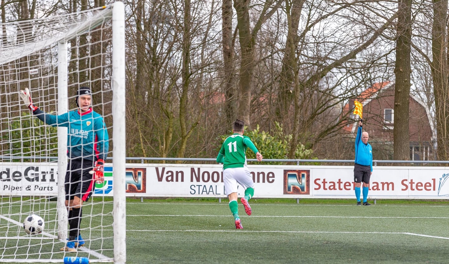 • Nieuw-Lekkerland - Kloetinge (3-0).