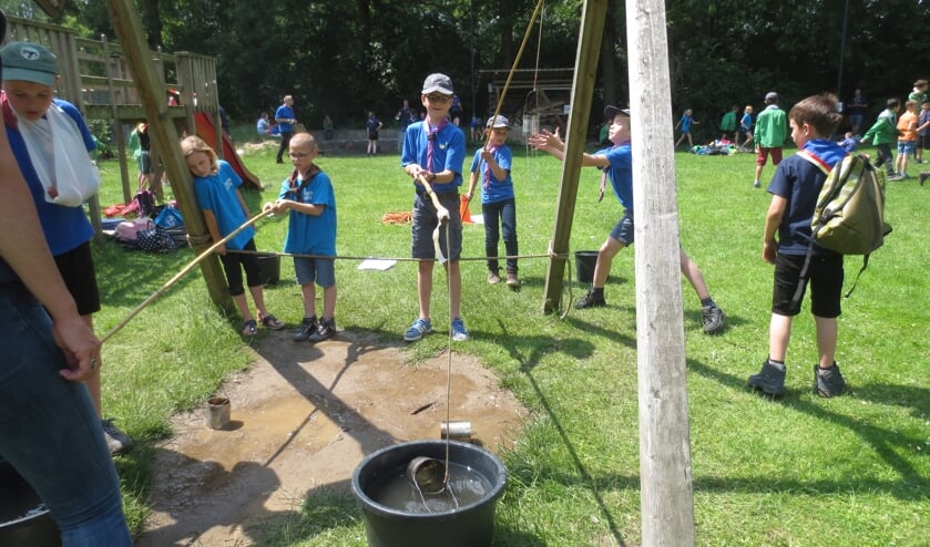 • De scouts kunnen elkaar nu niet live ontmoeten, maar online is er wel een scoutingprogramma.
