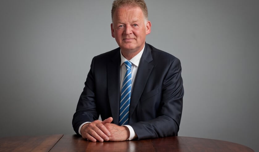 • Burgemeester Roel Cazemier.
