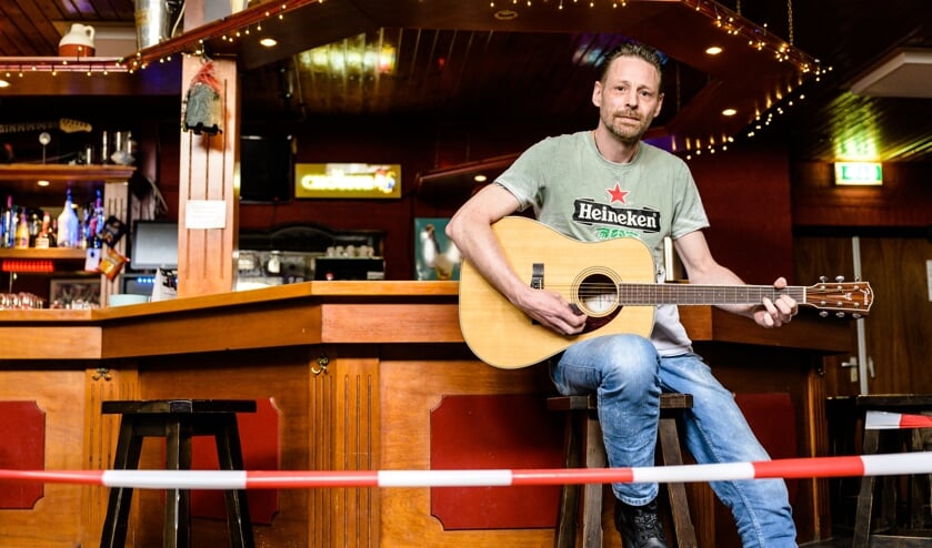 • Corona was één van de inspiratiebronnen voor Jørgen Heininks lied over Everdingen.