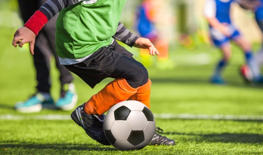 Bliksem Los Compliment Hoe kinderen vanaf woensdag weer kunnen voetballen | Voetbalnieuws uit de  regio, altijd actueel