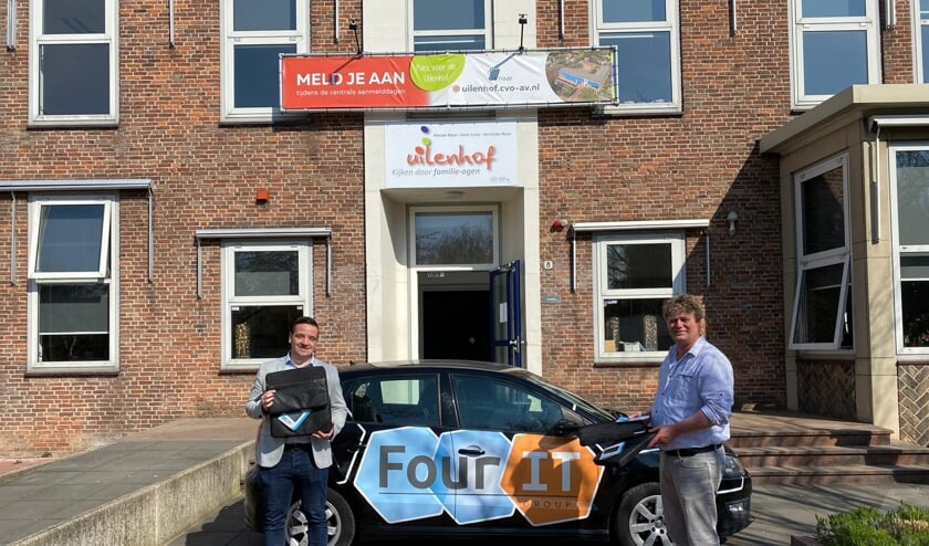 • Sander Olivier van FourIT (links) en Adri Hoekstra van Uilenhof.
