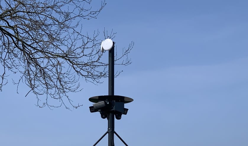 • Eén van de camera's op de Vinkenwaard.
