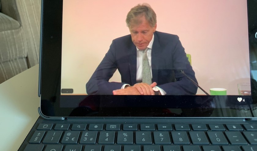 • Erik Jonker van Molenlanden was op 31 maart voorzitter, tijdens de 'digitale vergadering'.