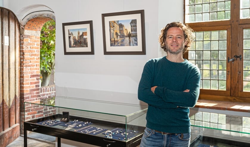 • Kunstschilder Titus Meeuws exposeert in galerie Meesters van de Zilverstad in de Veerpoort.