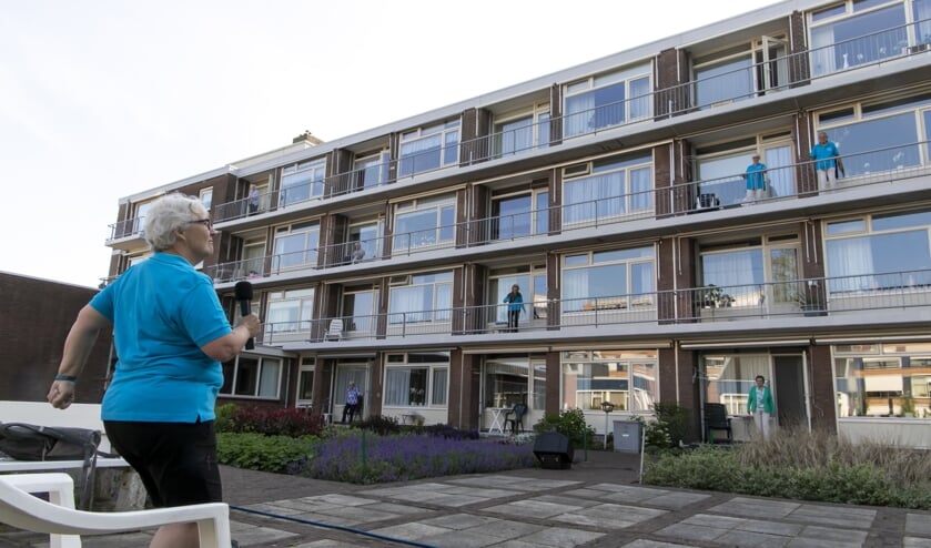 • Wilma en de bewoners in actie.