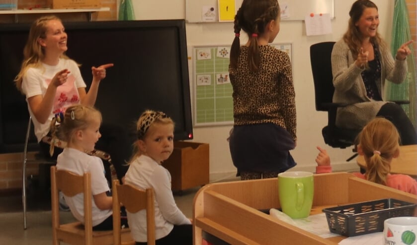 • Het was weer even wennen in de klas.