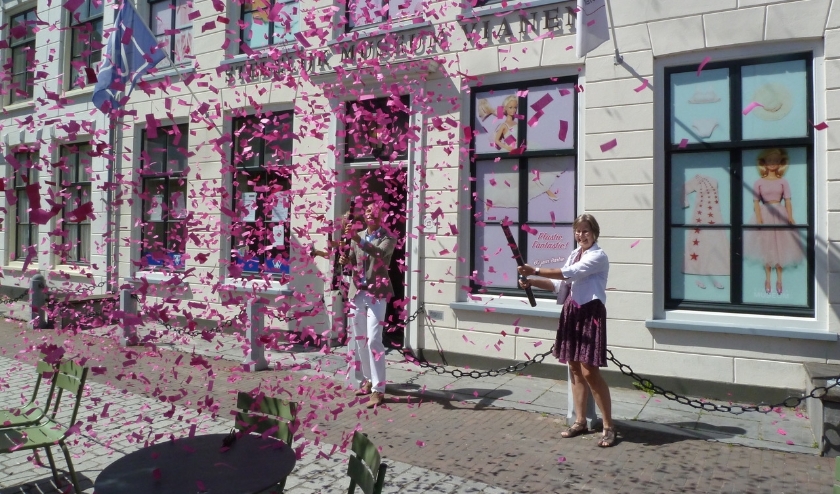 • 2e Pinksterdag, klokslag 12.00 uur. Het Stedelijk Museum Vianen wordt feestelijk heropend.