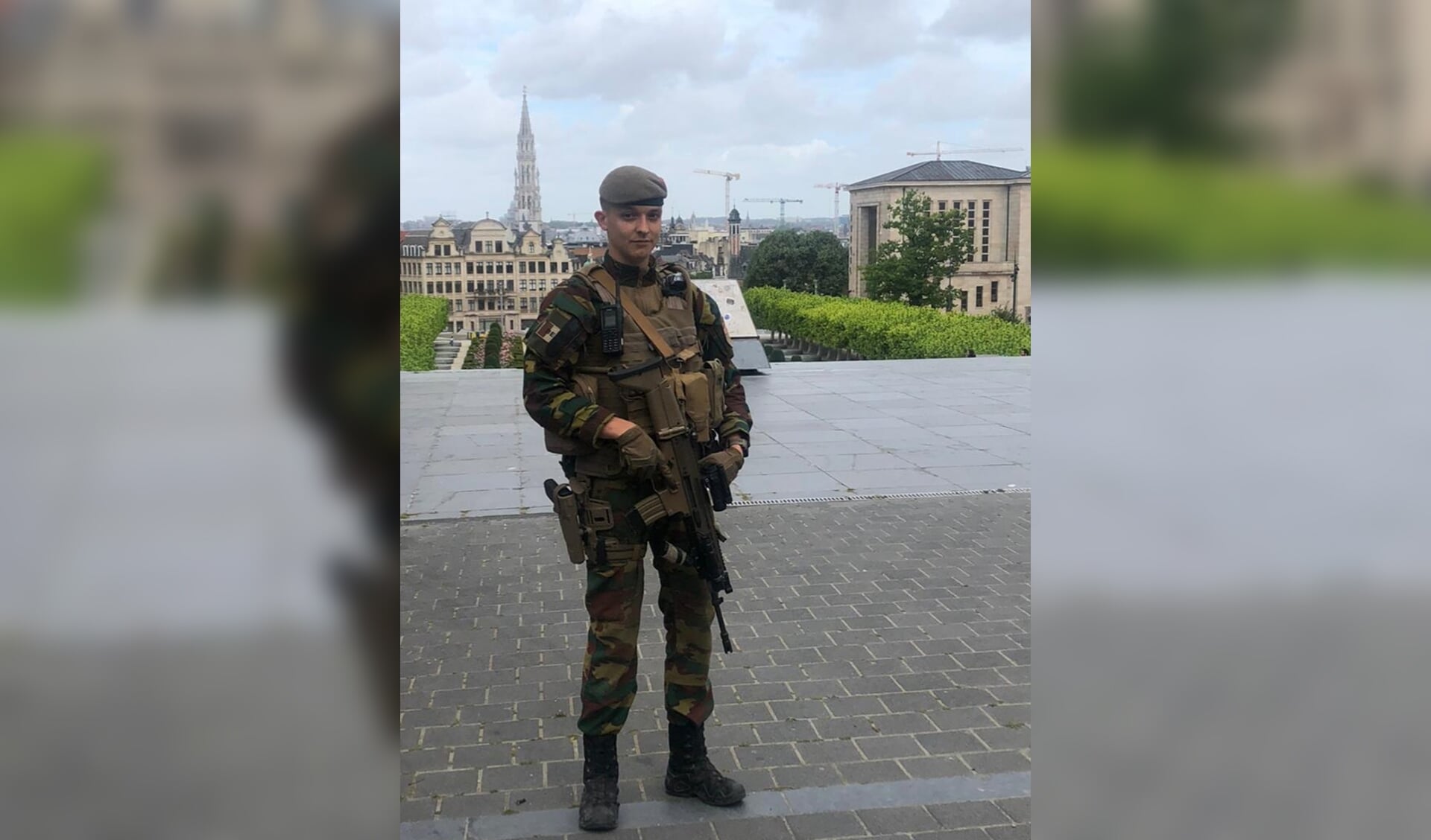 • Erik Heijkoop tijdens een patrouille in Brussel.