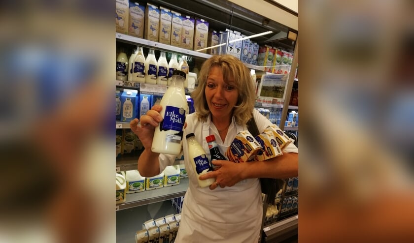 • Rika met de Elke Melk.