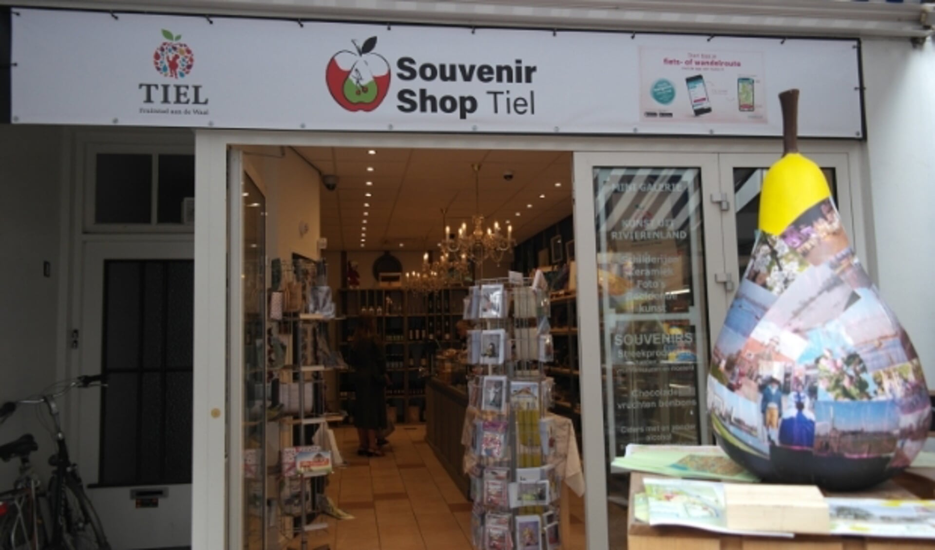 De souvenirshop en de kunstenaarswinkel in de Tielse binnenstad zijn recente voorbeelden van de plannen om leegstaande winkelpanden op te vullen, de gemeente presenteert nu een 3-jarenplan als oplossing.