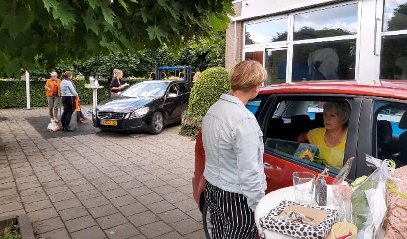 • De drive-in was druk bezocht.