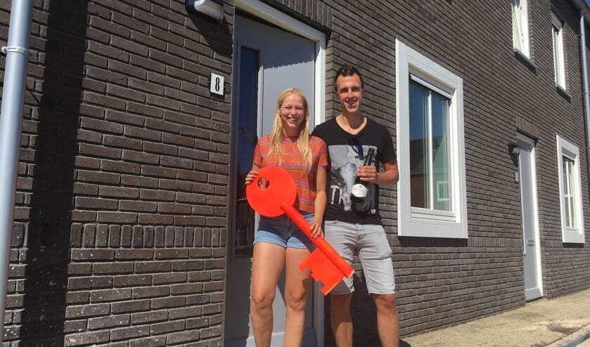 • Maureen en Rick kregen onlangs de sleutel van hun eerste huis in Hoef en Haag.