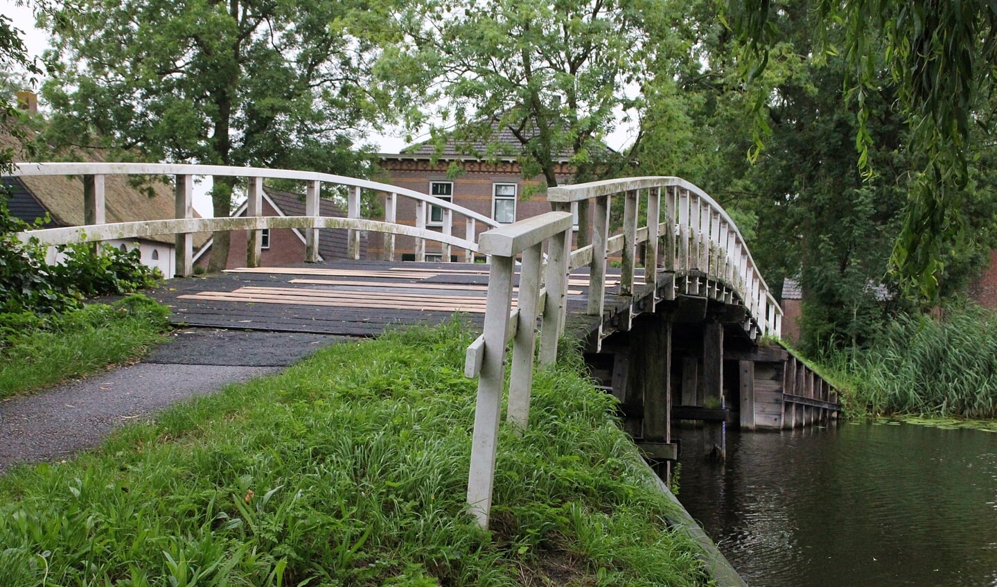 • De Pinkeveerse brug.