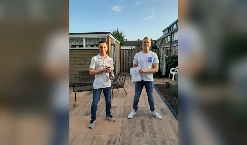 • Wouter Cijsouw en Tobias Steevensz uit 6 VWO waren de twee winnaars van het Willem de Zwijger College.