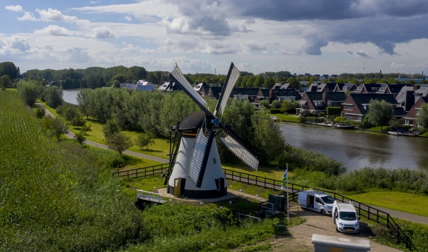 • De Souburghse molen.