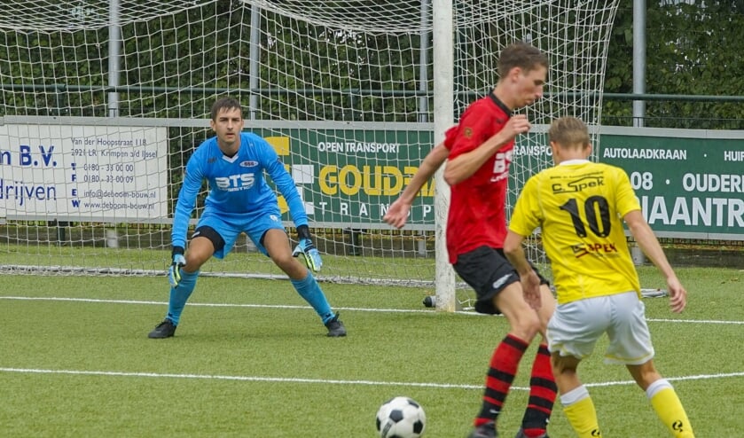 • Tim van der Zee scoorde viermaal voor Spirit.