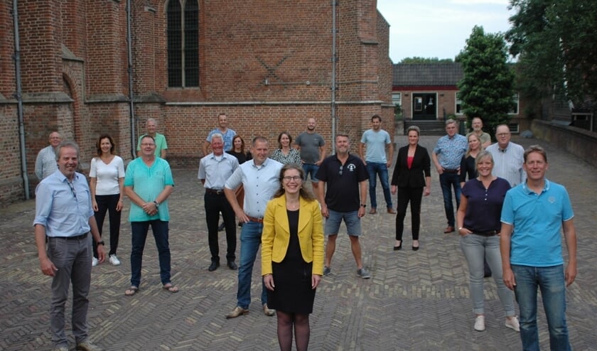 • De bestuurs- en werkgroepleden van de stichting.