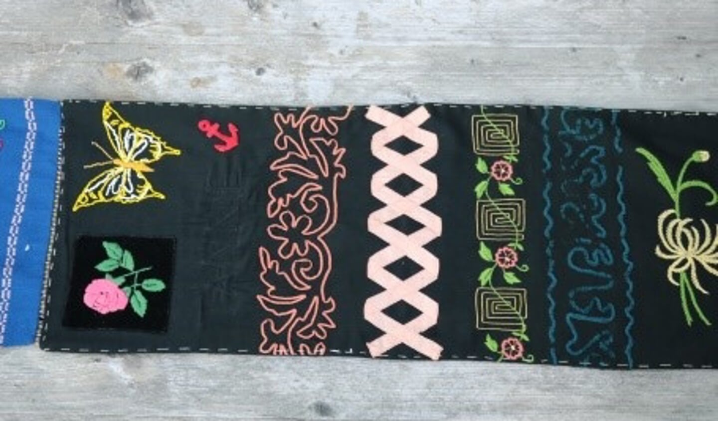 • Een voorbeeld van textielgoed voor de expositie bij de Koperen Knop.