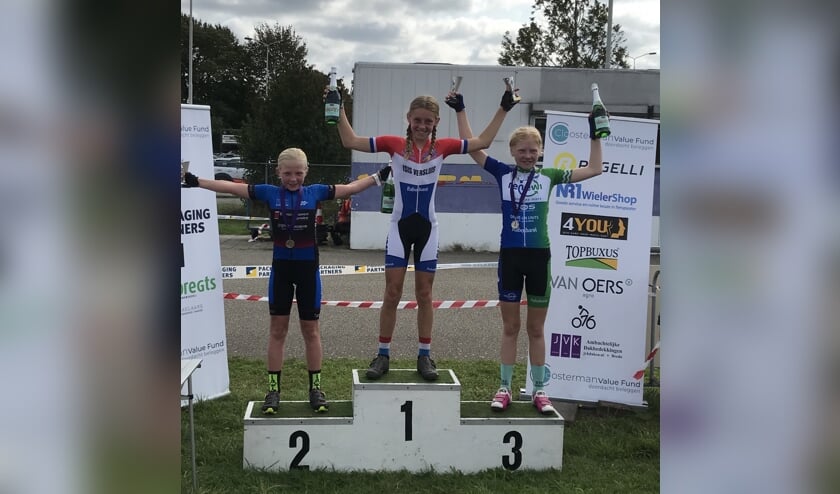 • Eerste plaats overall voor Isis Versluis.
