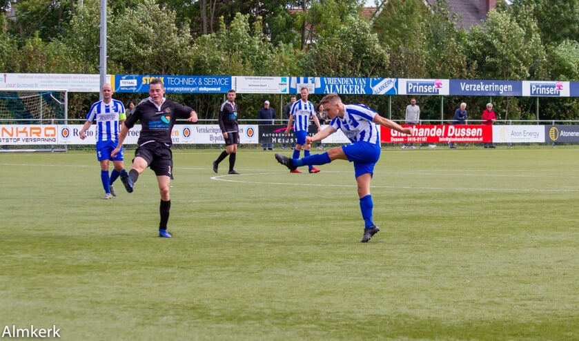 • Almkerk - Cluzona: 3-1.