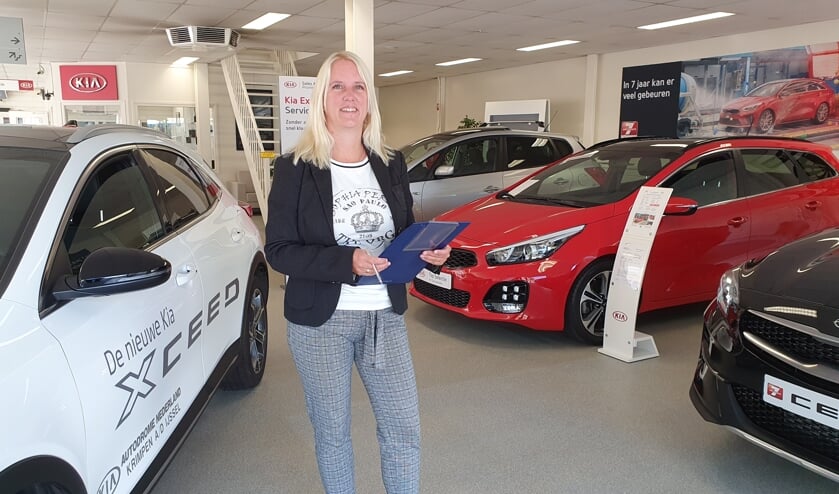 <p>• Annemijn Markus werkt als enige vrouw bij Kia-dealer AutoDrome. </p>