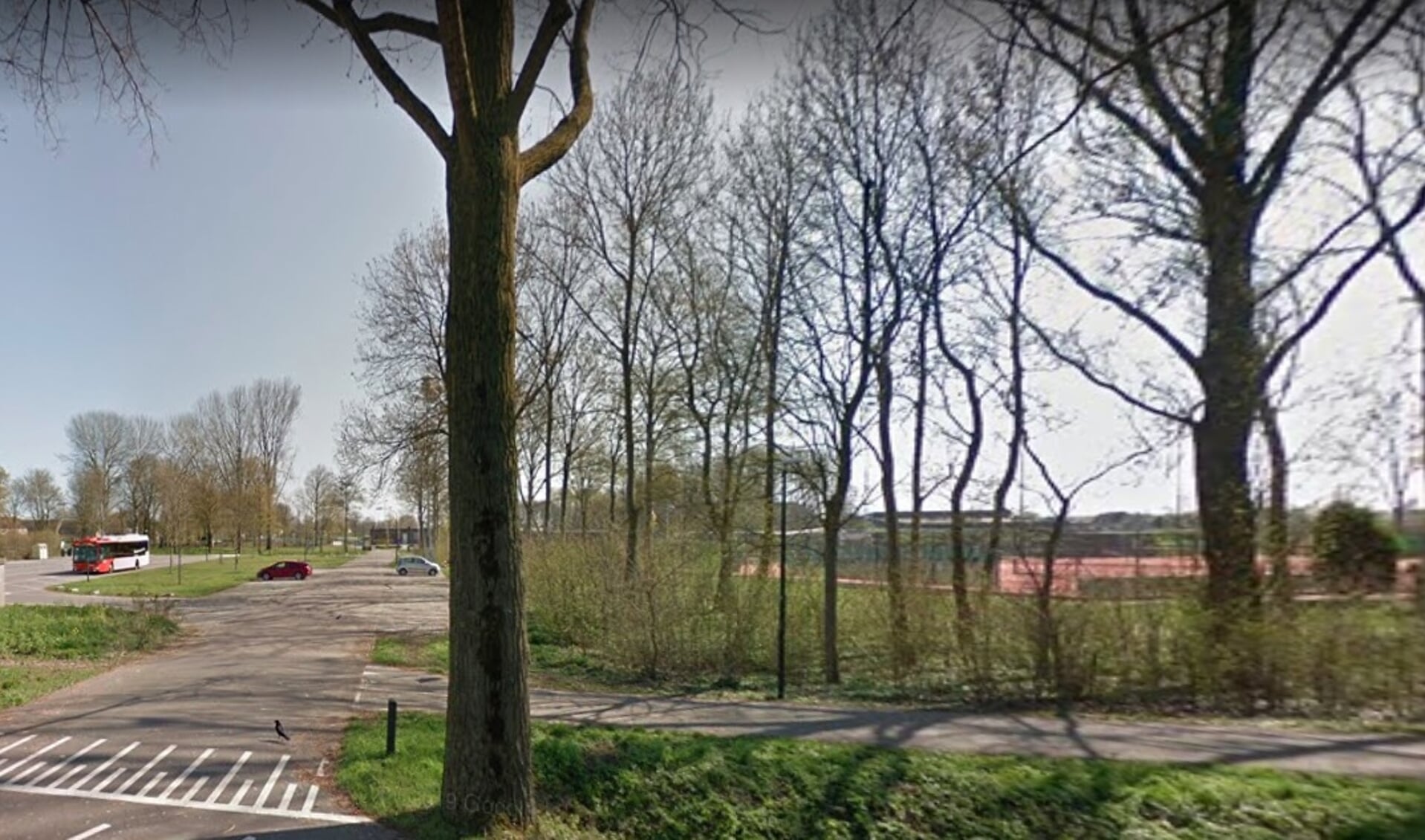De kruising richting het sportpark in Andel.