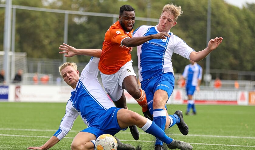 <p>• Oranje Wit 2 - VVAC (0-3).</p>