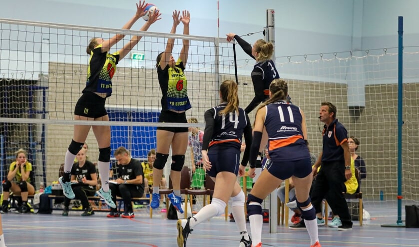 <p>• Volley Meerkerk'95 dames 1 komt dit seizoen uit in de eerste divisie.</p>